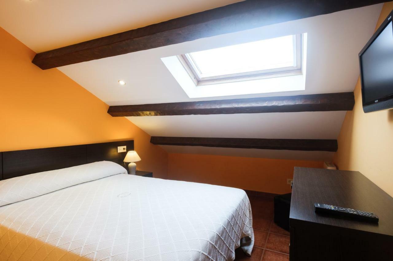 Apartamentos De Herminia Manzaneda  エクステリア 写真